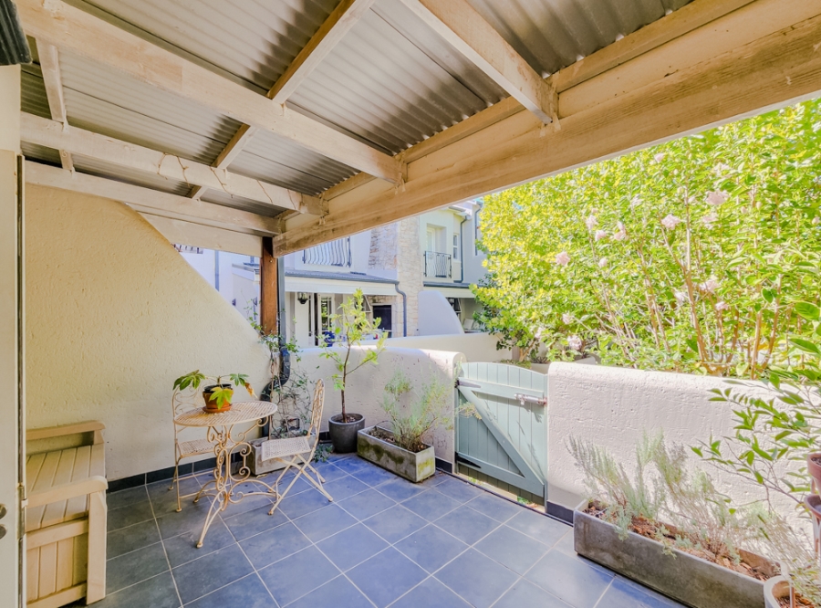 2 Bedroom Property for Sale in Nooitgedacht Village Western Cape